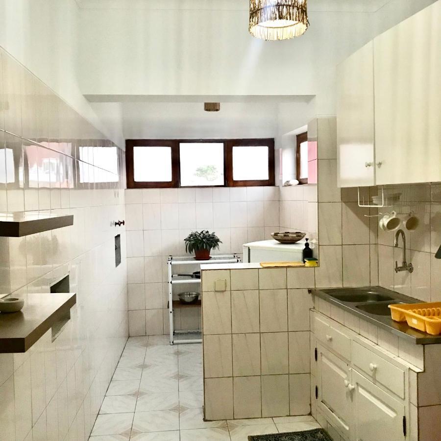 Syds Beach House Прая Екстериор снимка